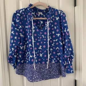Elle Size Med Women's Top Floral Blue/ Pink Ruffled Collar